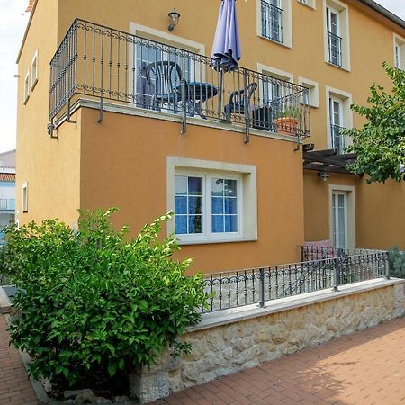 Rougemarin Apartments Біоград-на-Мору Екстер'єр фото